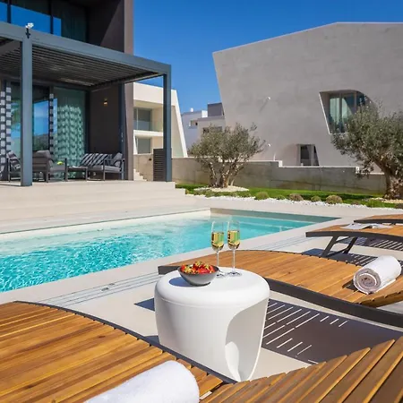 Acacia Villa